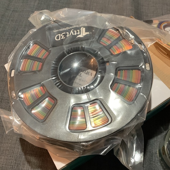 TTYT3D  True Shine Multi color 3D Printer Filament - 1.75mm 3D Printing - Picture 5 of 5